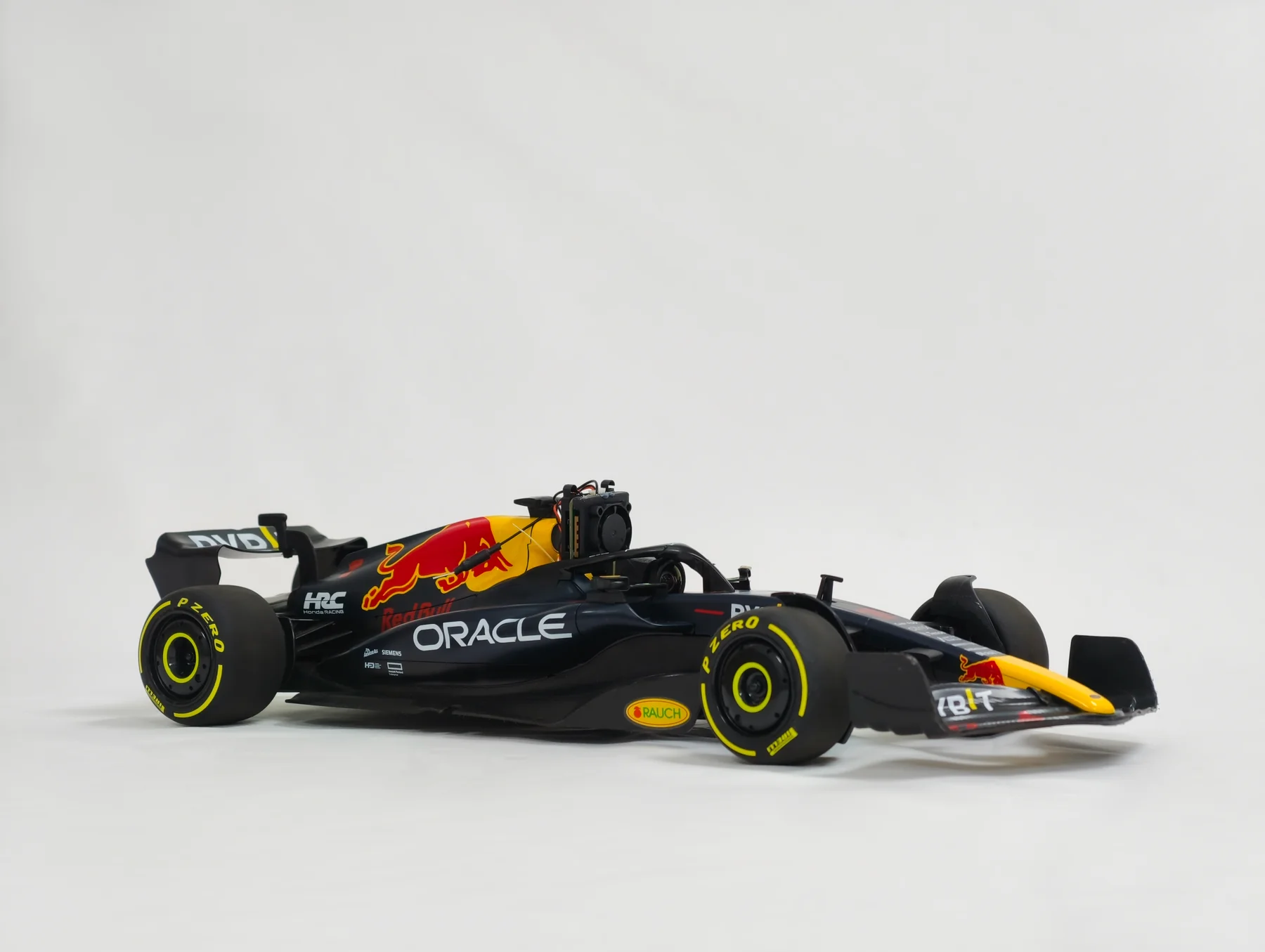 ApexSight 1:12 Red Bull RB18 Team Livery